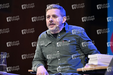 Klaas Heufer-Umlauf auf der lit.Cologne 2023 in Köln