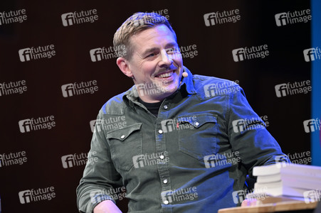 Klaas Heufer-Umlauf auf der lit.Cologne 2023 in Köln