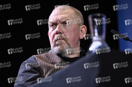 Mick Herron und Dietmar Bär auf der lit.Cologne 2023 in Köln