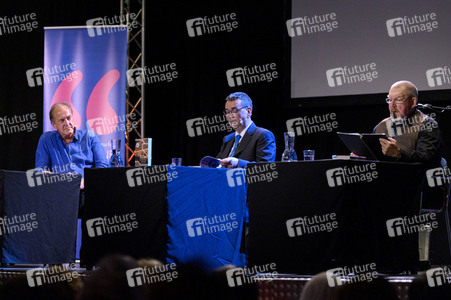 Mick Herron und Dietmar Bär auf der lit.Cologne 2023 in Köln