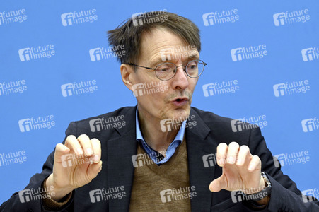 Bundespressekonferenz Digitalisierungsstrategie für Gesundheit und Pflege in Berlin