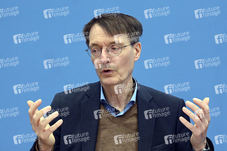 Bundespressekonferenz Digitalisierungsstrategie für Gesundheit und Pflege in Berlin