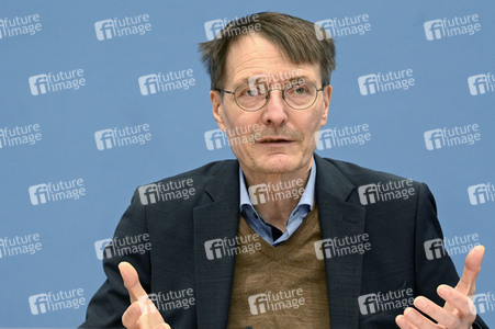 Bundespressekonferenz Digitalisierungsstrategie für Gesundheit und Pflege in Berlin