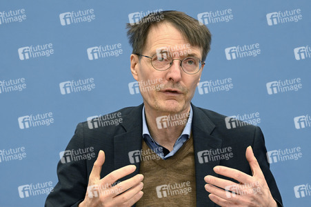 Bundespressekonferenz Digitalisierungsstrategie für Gesundheit und Pflege in Berlin