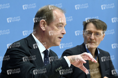 Bundespressekonferenz Digitalisierungsstrategie für Gesundheit und Pflege in Berlin