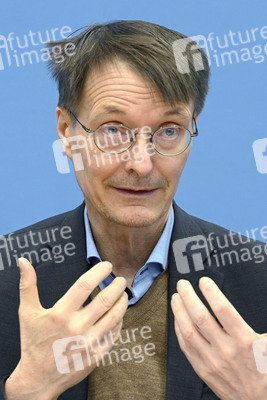Bundespressekonferenz Digitalisierungsstrategie für Gesundheit und Pflege in Berlin