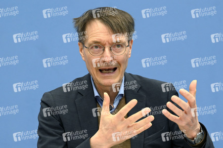 Bundespressekonferenz Digitalisierungsstrategie für Gesundheit und Pflege in Berlin