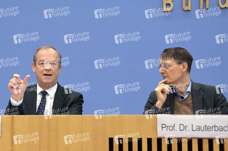 Bundespressekonferenz Digitalisierungsstrategie für Gesundheit und Pflege in Berlin