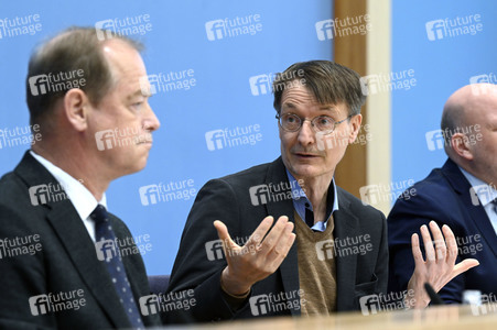 Bundespressekonferenz Digitalisierungsstrategie für Gesundheit und Pflege in Berlin