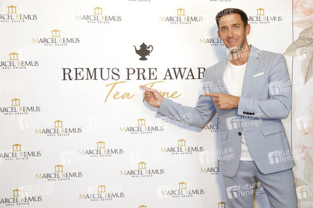 Remus Pre Award Tea Time in Beverly Hills