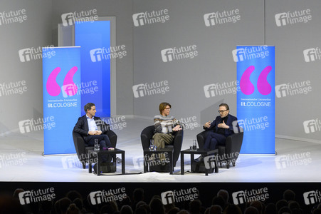 Marius Müller-Westernhagen und Friedrich Dönhoff auf der lit.Cologne 2023 in Köln