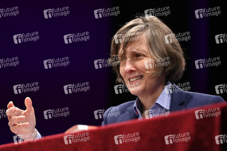 A.L. Kennedy und Anna Thalbach auf der lit.Cologne 2023 in Köln