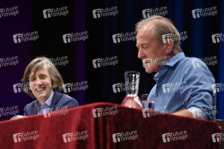 A.L. Kennedy und Anna Thalbach auf der lit.Cologne 2023 in Köln