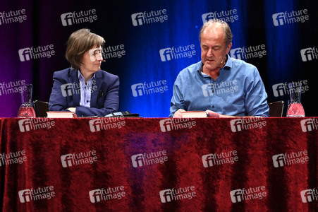 A.L. Kennedy und Anna Thalbach auf der lit.Cologne 2023 in Köln