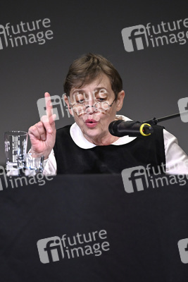 Katharina Thalbach auf der lit.Cologne 2023 in Köln
