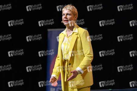 Cordula Stratmann und Bjarne Mädel auf der lit.Cologne 2023 in Köln