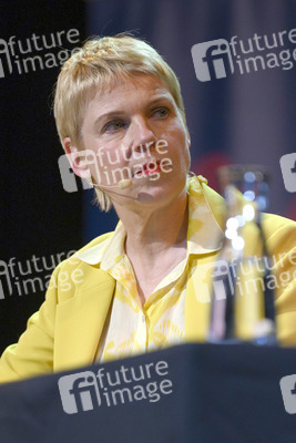 Cordula Stratmann und Bjarne Mädel auf der lit.Cologne 2023 in Köln