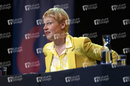 Cordula Stratmann und Bjarne Mädel auf der lit.Cologne 2023 in Köln