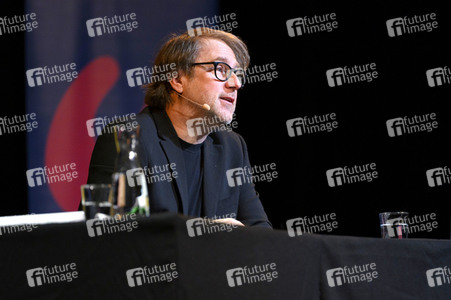 Cordula Stratmann und Bjarne Mädel auf der lit.Cologne 2023 in Köln