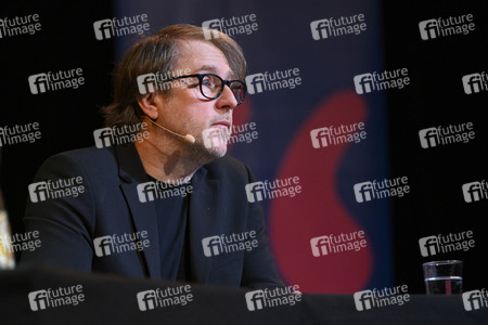 Cordula Stratmann und Bjarne Mädel auf der lit.Cologne 2023 in Köln