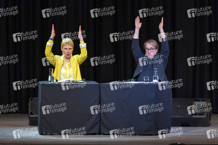 Cordula Stratmann und Bjarne Mädel auf der lit.Cologne 2023 in Köln