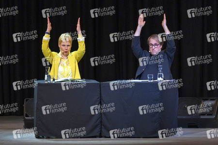 Cordula Stratmann und Bjarne Mädel auf der lit.Cologne 2023 in Köln