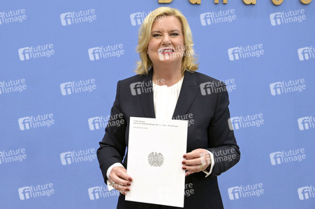 Bundespressekonferenz Vorstellung des Jahresberichtes 2022 in Berlin