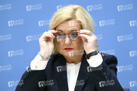 Bundespressekonferenz Vorstellung des Jahresberichtes 2022 in Berlin