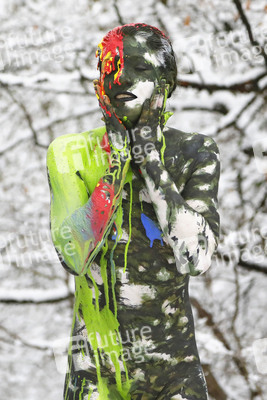 BODYART: Winter Splash