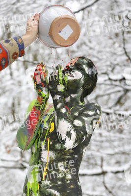 BODYART: Winter Splash