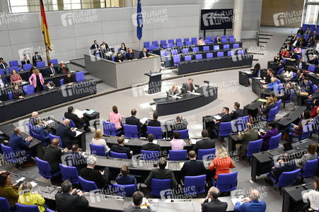 92. Sitzung des Deutschen Bundestages in Berlin
