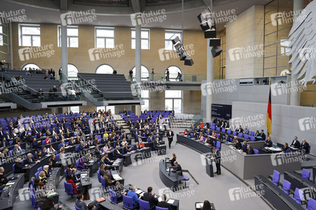 92. Sitzung des Deutschen Bundestages in Berlin