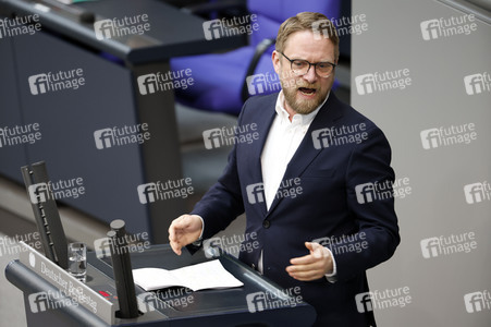 92. Sitzung des Deutschen Bundestages in Berlin