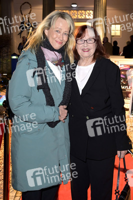 Theaterpremiere 'Biedermann und die Brandstifter' in Berlin