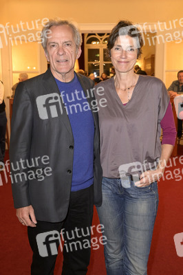 Theaterpremiere 'Biedermann und die Brandstifter' in Berlin