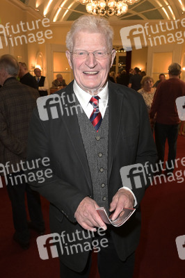 Theaterpremiere 'Biedermann und die Brandstifter' in Berlin