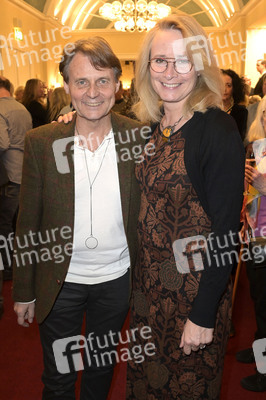 Theaterpremiere 'Biedermann und die Brandstifter' in Berlin