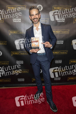 WordTheate-Präsentation 'An All-Star Celebrity and Literary Salute to Our Vets' in Los Angeles