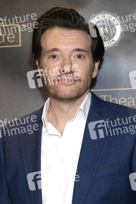 WordTheate-Präsentation 'An All-Star Celebrity and Literary Salute to Our Vets' in Los Angeles