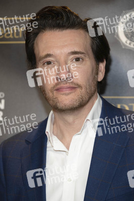WordTheate-Präsentation 'An All-Star Celebrity and Literary Salute to Our Vets' in Los Angeles
