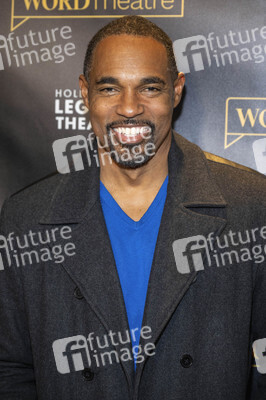 WordTheate-Präsentation 'An All-Star Celebrity and Literary Salute to Our Vets' in Los Angeles