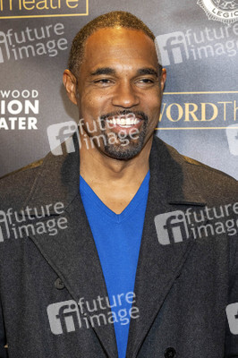 WordTheate-Präsentation 'An All-Star Celebrity and Literary Salute to Our Vets' in Los Angeles