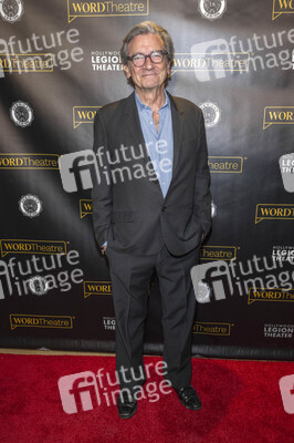 WordTheate-Präsentation 'An All-Star Celebrity and Literary Salute to Our Vets' in Los Angeles