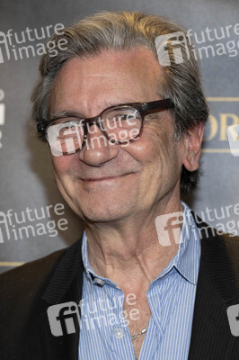 WordTheate-Präsentation 'An All-Star Celebrity and Literary Salute to Our Vets' in Los Angeles