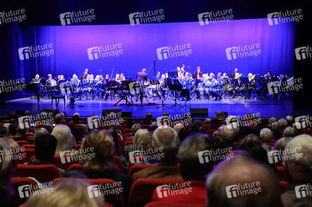 Eröffnungsfest 'Der Kudamm kommt nach Mitte' in Berlin