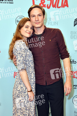 Musicalpremiere 'Romeo & Julia - Liebe ist alles' in Berlin
