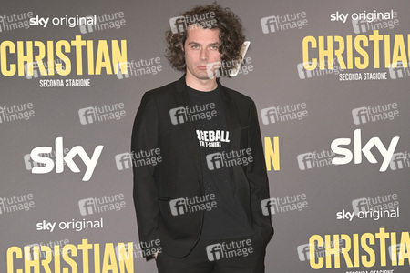 Season 2 Premiere 'Christian' in Rom