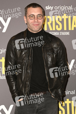 Season 2 Premiere 'Christian' in Rom