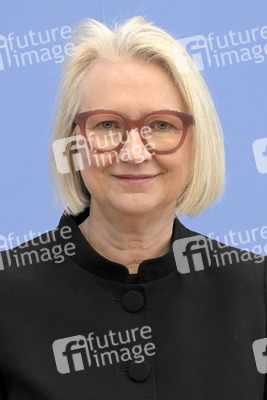 Bundespressekonferenz Vorstellung der aktualisierten Konjunkturprognose 2023/24 in Berlin