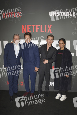 Serienpremiere 'Unstable' in Los Angeles